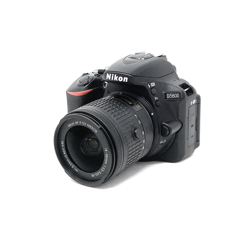 Nikon D5600 + 18-105 VR Kit de Reflex numérique 24,2 Mpix Noir
